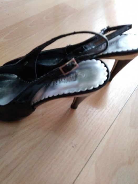 Buty eleganckie jak nowe