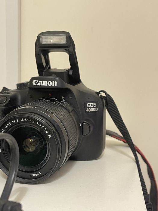 CANON EOS 4000D como nova