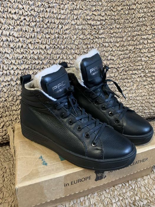 Зимние мужские кожаные ботинки на меху.