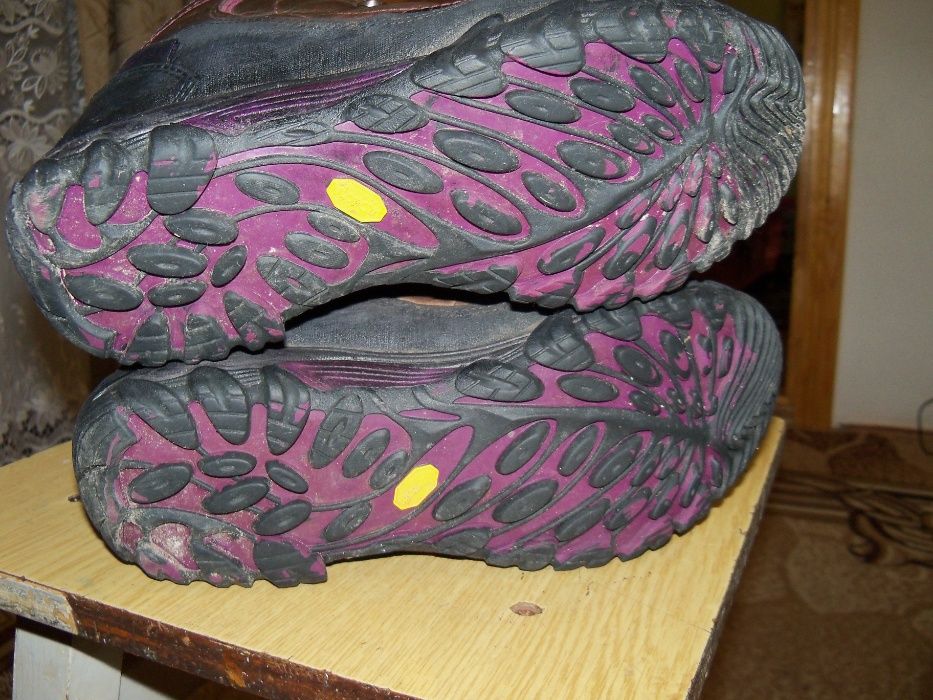 Жіночі трекінгові черевики Merrell Chameleon ARC 2 Rival. 38,5. ЗСУ!