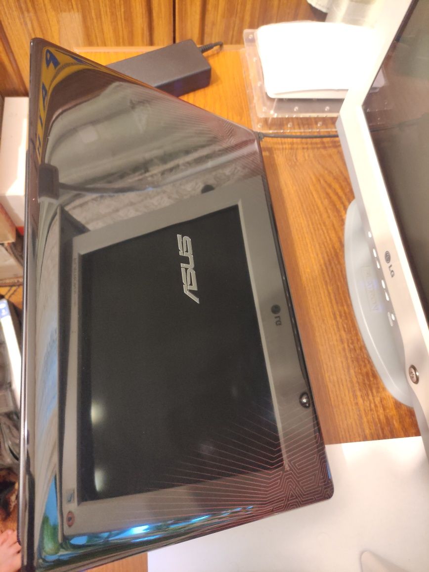 Ноутбук ASUS X550IK-DM016 (90NB0GXJ-M00180) Glossy Black