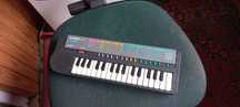 Продам мини синтезатор CASIO