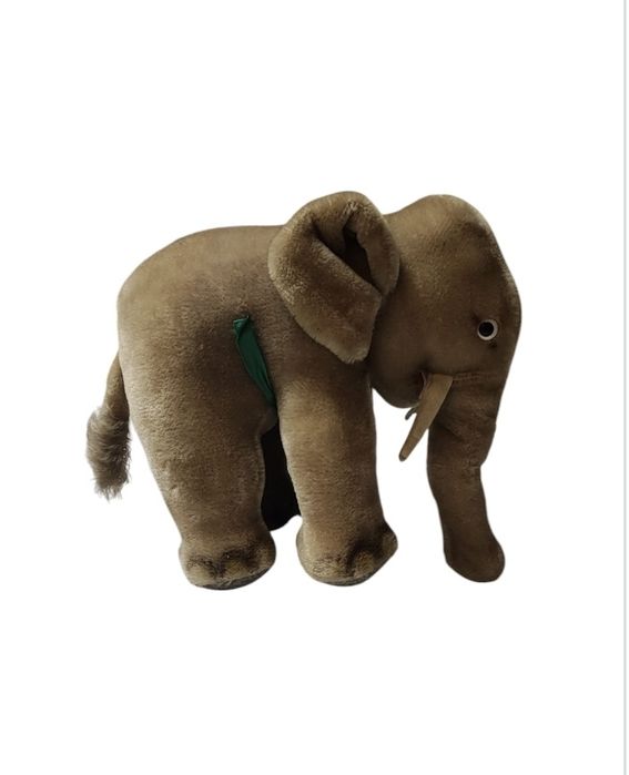 Винтажный слон бренда  Steiff.