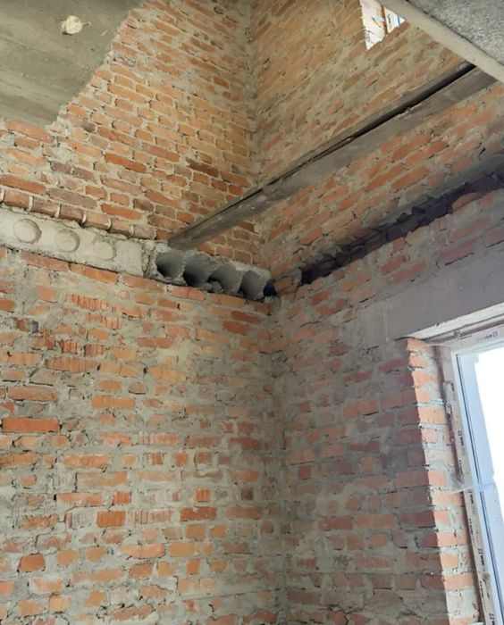 Продаж 3 поверхового дуплекса