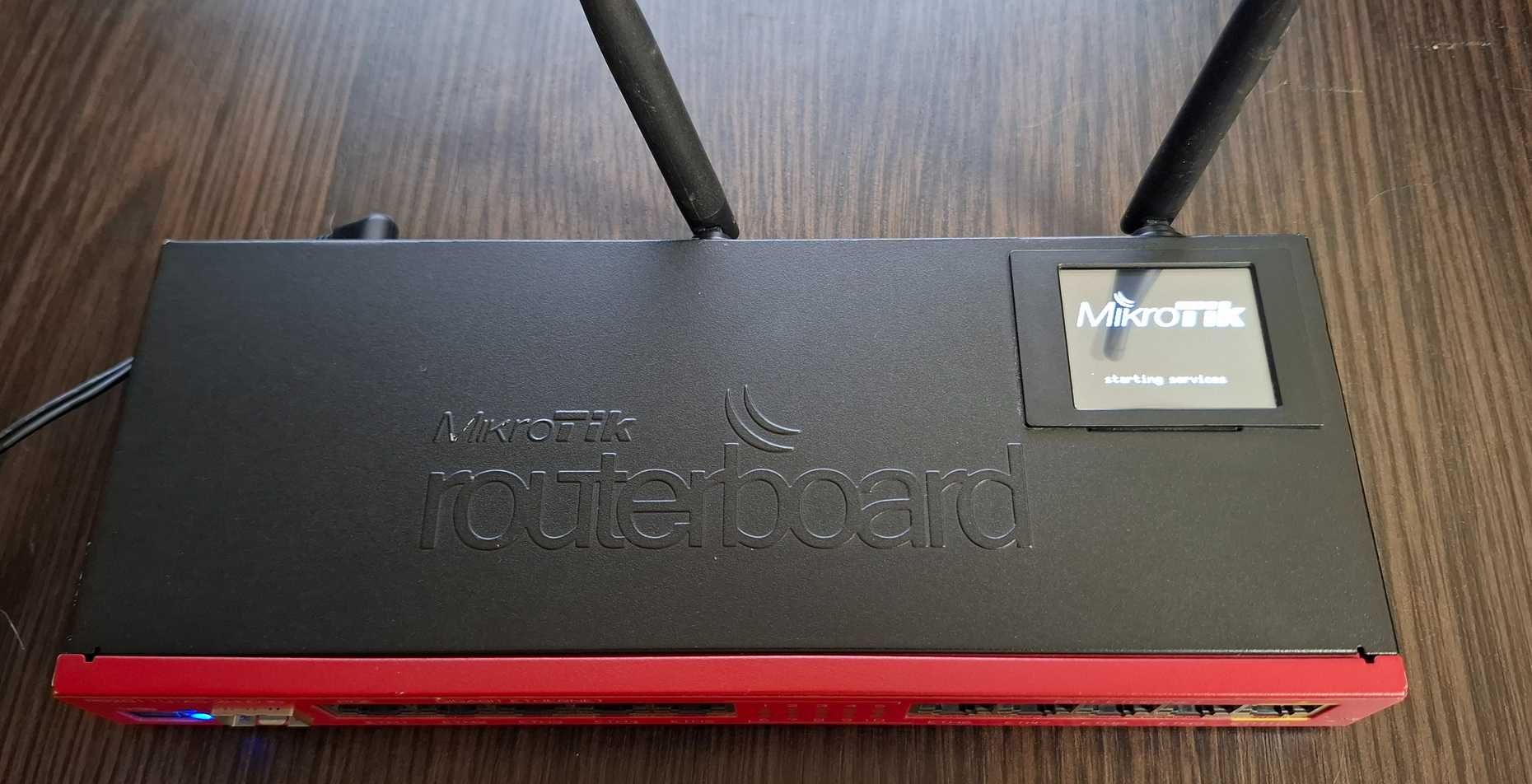 Маршрутизатор MikroTik RB2011UiAS-2HnD-IN