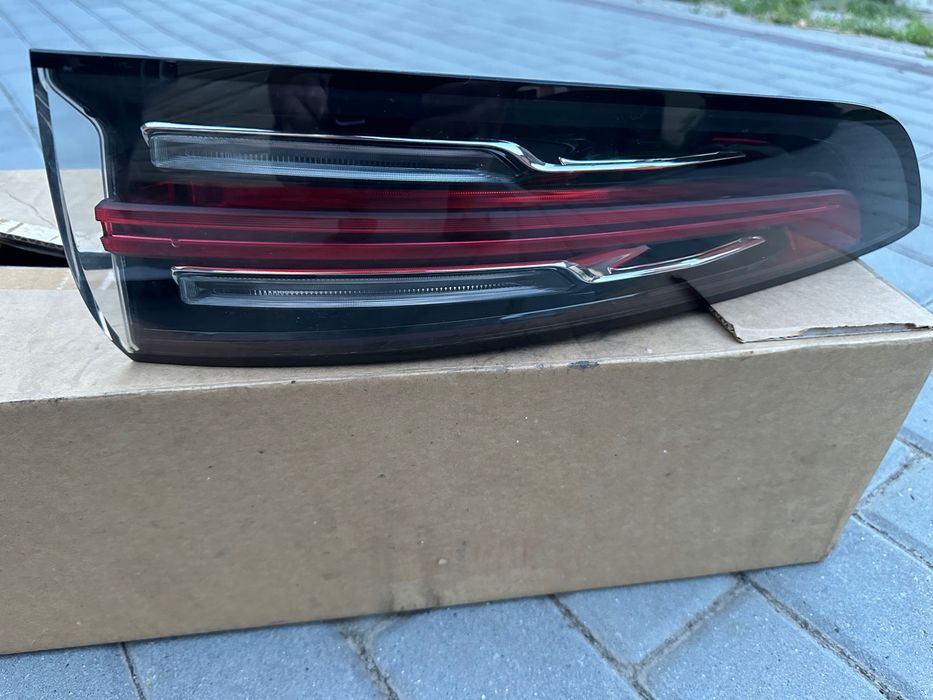 Фонарь задний левый Porsche Cayenne 9Y0945095D