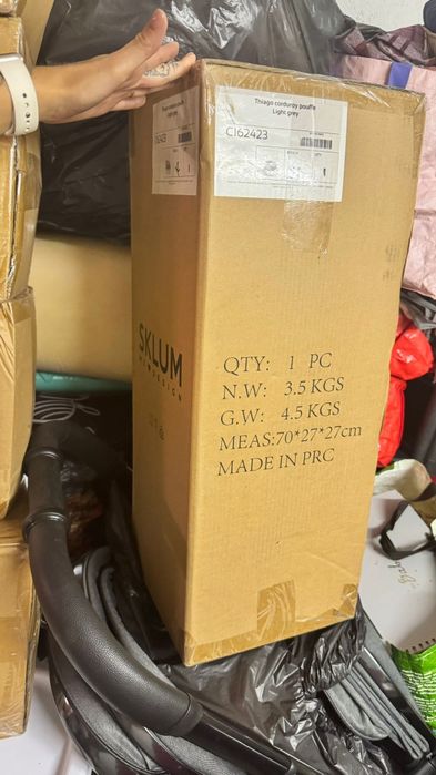 Vende-se Puffs de marca SKLUM