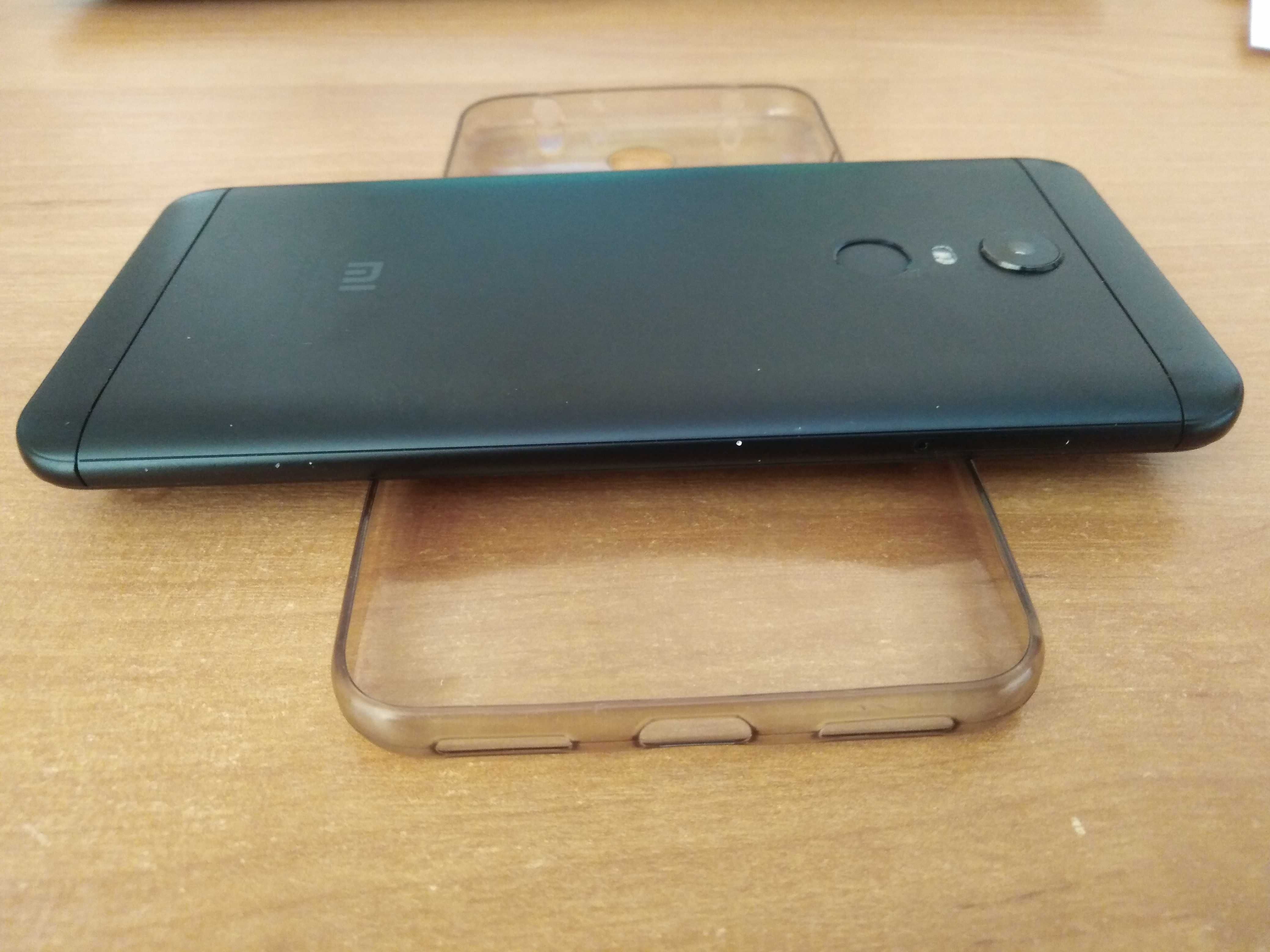 Смартфон Xiaomi Redmi 5 Plus 4/64 Black