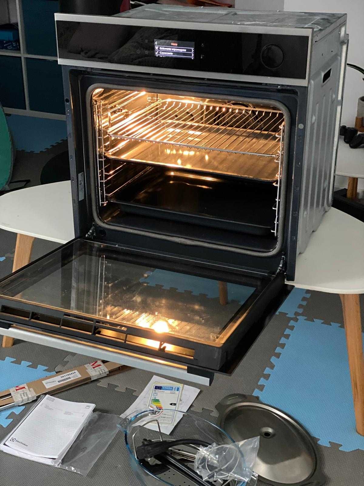 Piekarnik Electrolux EOC8P39X - nie używany