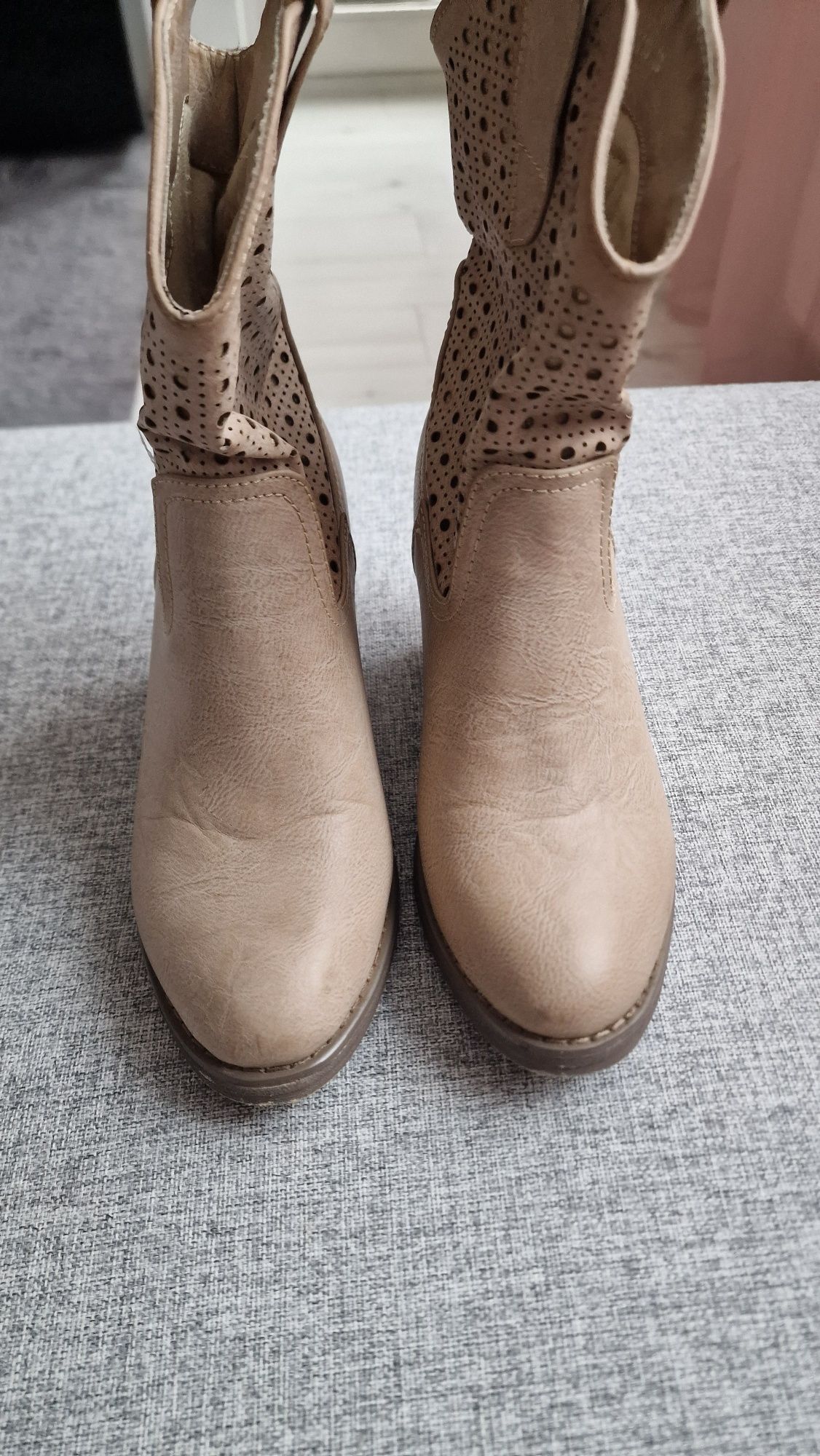 Buty skórzane Francescomilano damskie 38