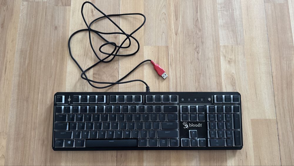 Klawiatura mechaniczna A4Tech Bloody b975 RGB