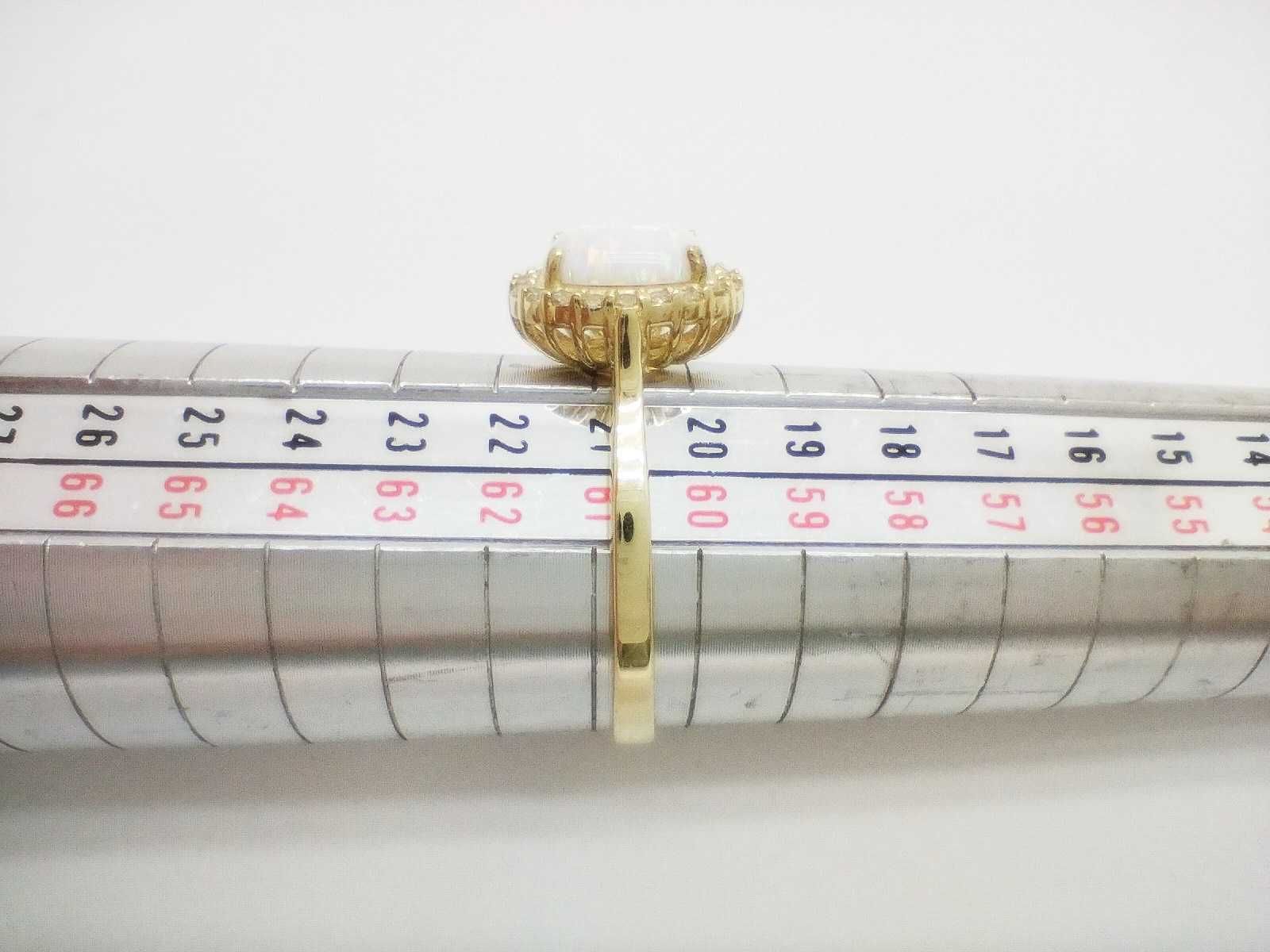 Piękny złoty pierścionek z opalem 585/2,41G/ROZM.20,5/ Lublin
