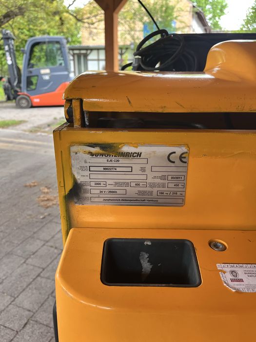 Wózek paletowy jungheinrich eje116