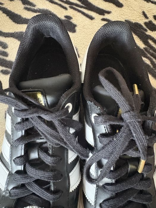 Adidas superstar rozm.40 (wypada 39) oryginał, stan ideał