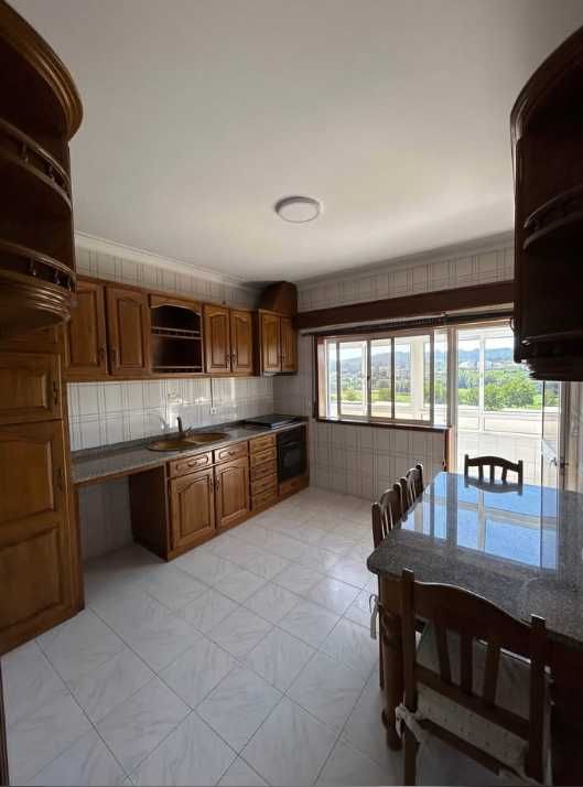Apartamento T2 espaçoso e acolhedor – Paço de Sousa, Penafiel