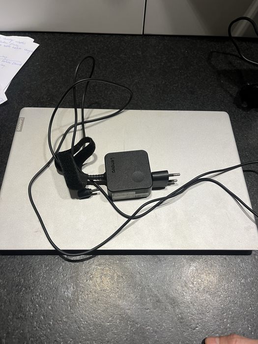 Laptop Lenovo ideapad 330S