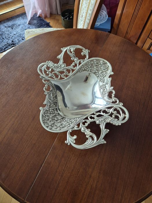 Misa na owoce patera taca