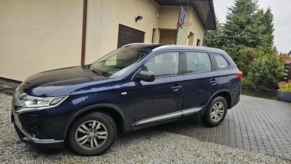 Mitsubishi Outlander Mitsubishi Outlander 2.0 Invite Plus 2WD 2019 pierwszy właściciel