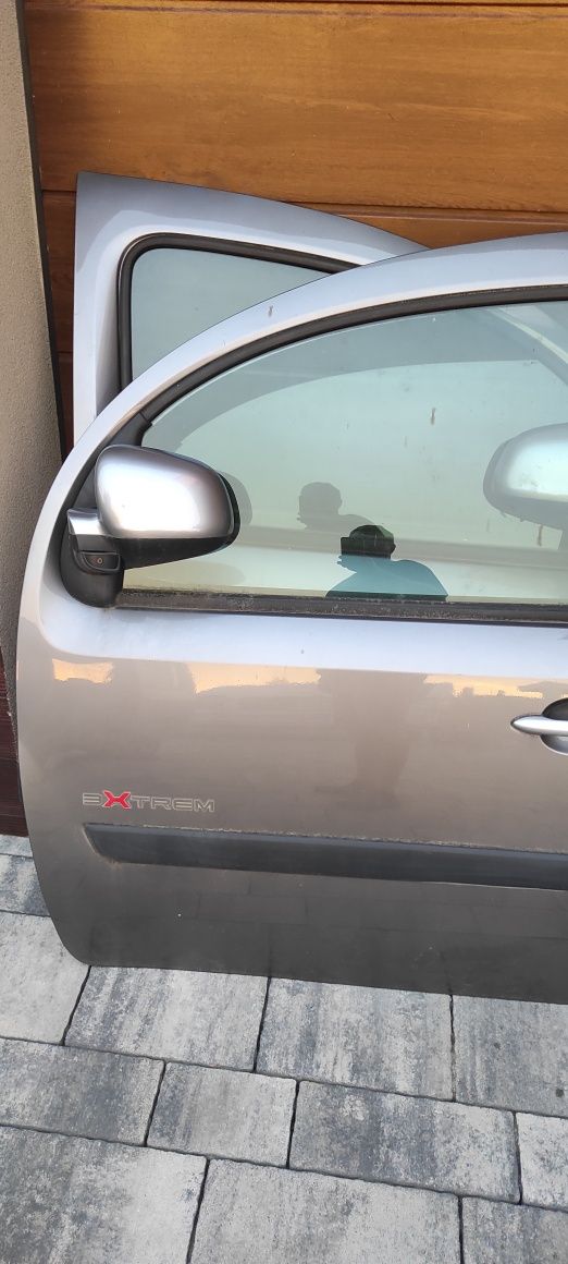 Reanult Kangoo Il lift drzwi tekng w kolor