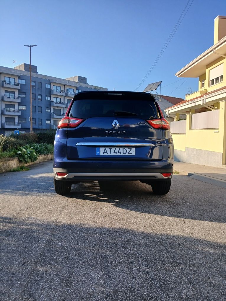 Renault grand scenic