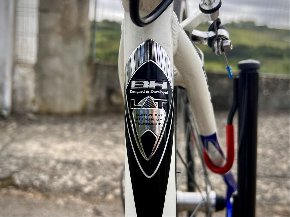 Bicicleta BH Volan Race Two Carbono