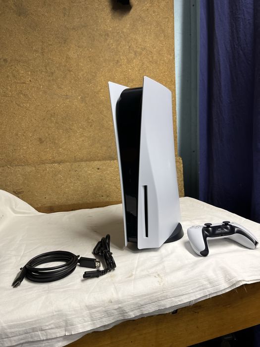 Продам Sony Playstation 5 FAT