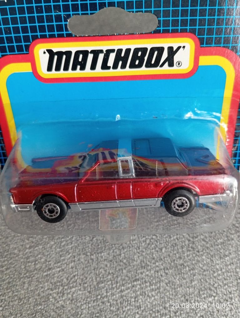 Matchbox Lincoln Town Car stan nowy