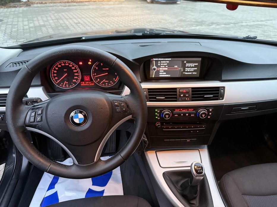 Sprzedam BMW e90 1.8 benzyna 2010