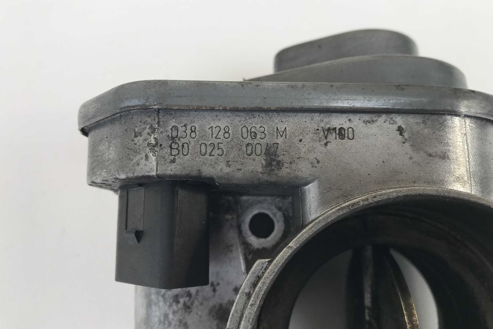 Дросельна заслонка Volkswagen Jetta. Passat B6. Touran 1.9TDI - 2.0TDI