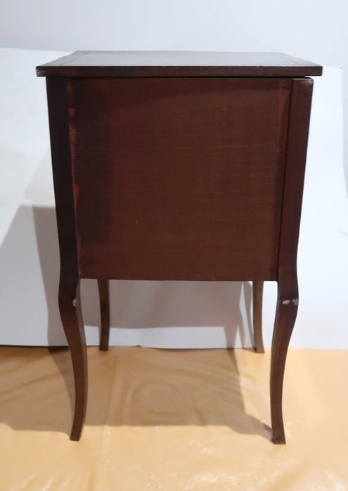 Mesa de apoio antiga estilo D. Luís XV