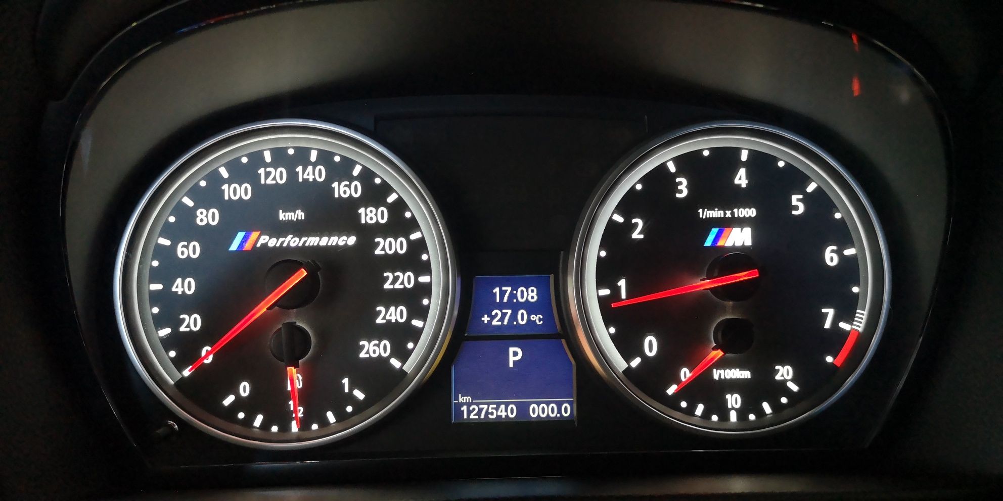 Продам BMW 328 E90