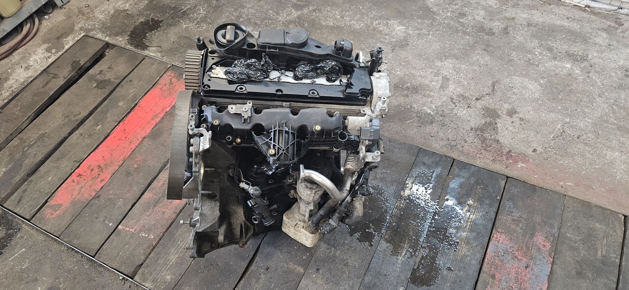 Silnik słupek audi a4 b8 a5 8t 2.0 tdi CAH CAHA cag caga 170km 143