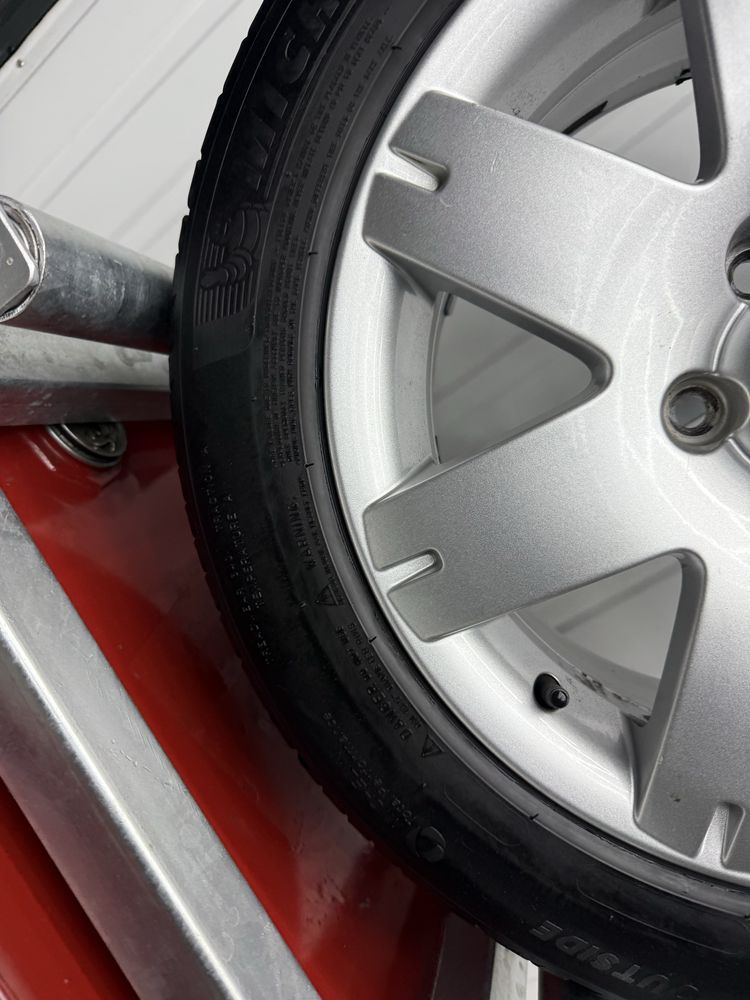 Alufelgi KOMPLET 17 cali 5x112 VW Passat Golf Skoda SEAT AUDI Mercedes