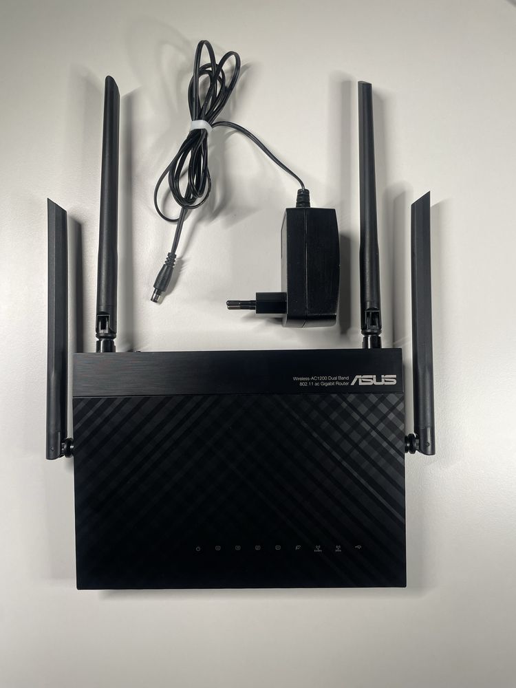 Asus RT-AC1200G+
