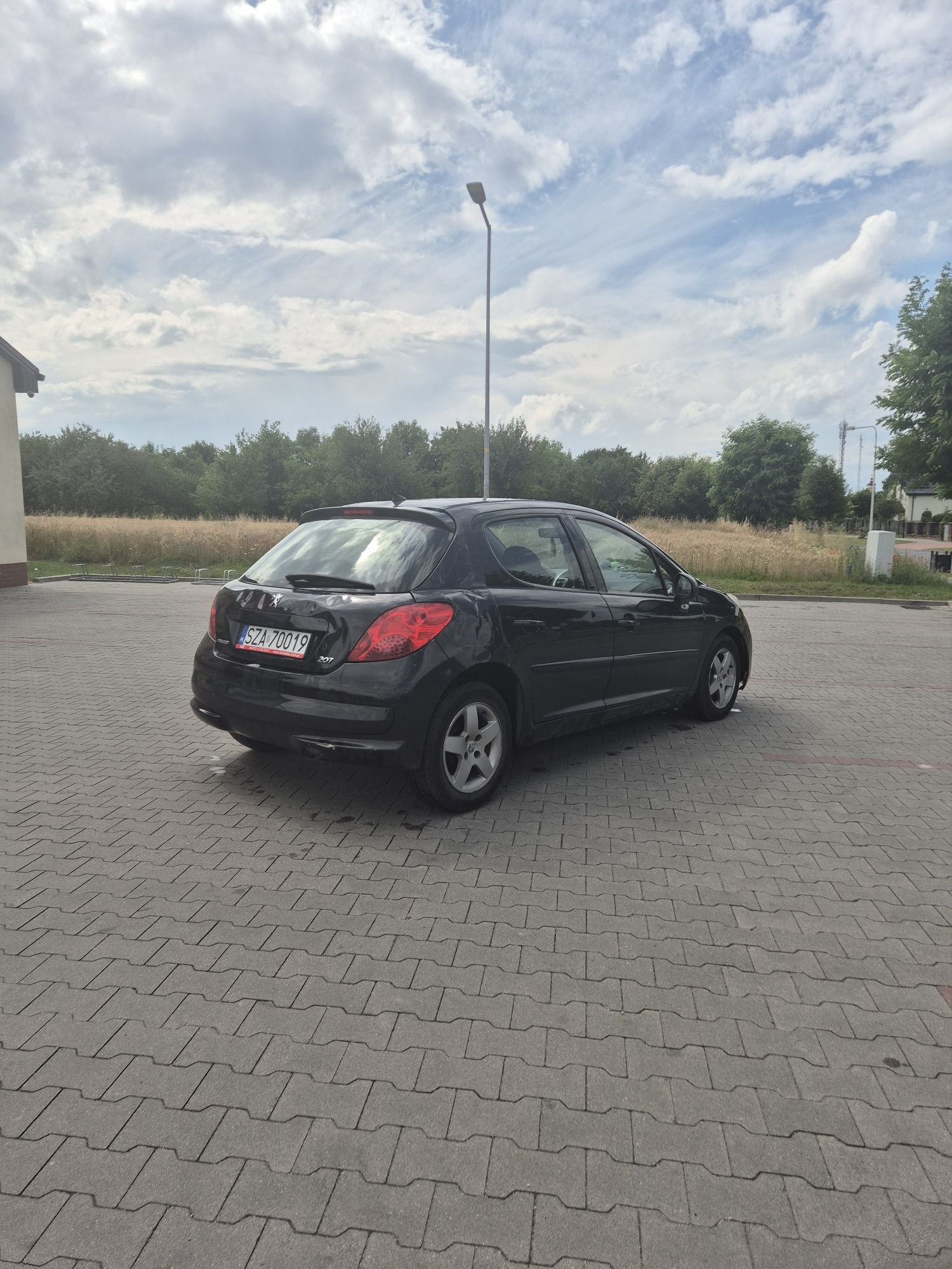 Peugeot 207 1.6hdi 90km