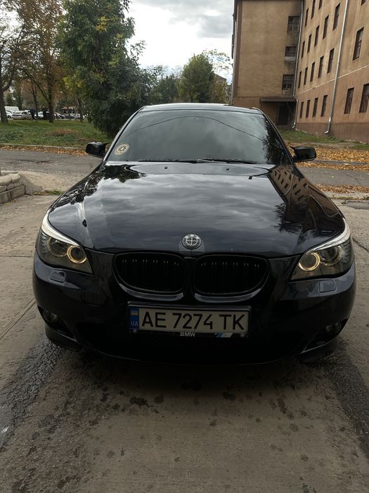 Bmw e60 530i 2007г