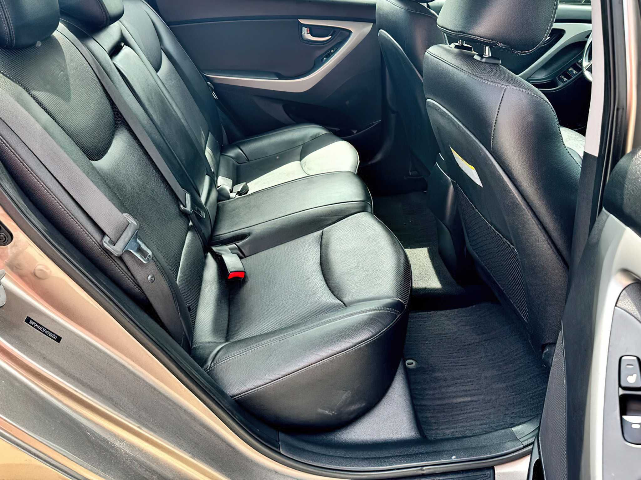 Hyundai Elantra Limited 2015