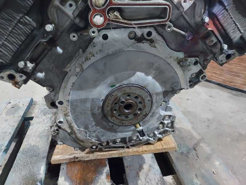 Двигатель AUDI Q7 4M 3.0L V-6 DI 2018, 06E100036K