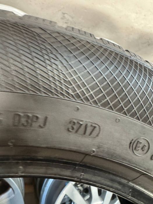 Комплект шин 235 60 R18 Continental WinterContact ts850 ЗИМА