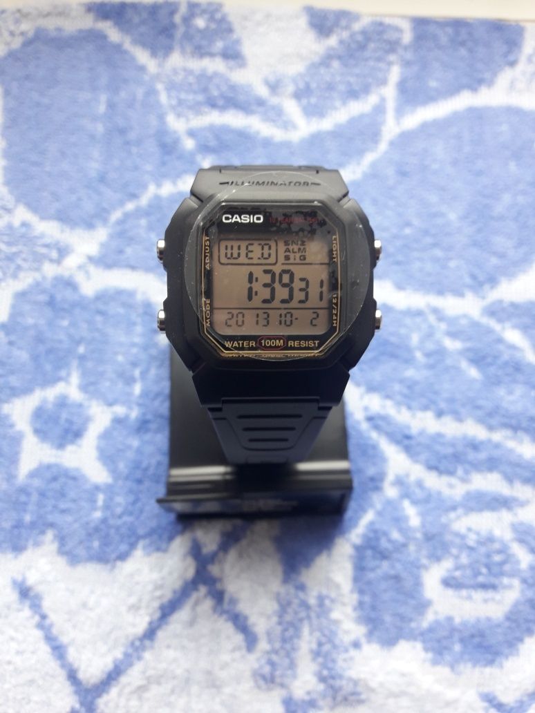 Casio W - 800  H