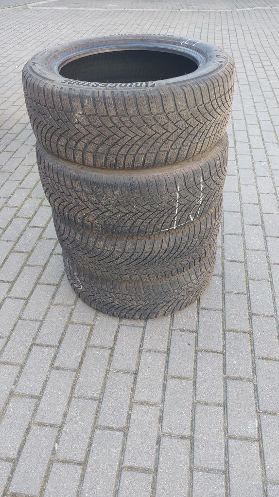 Opony zimowe Bridgestone Blizzak 215/55R17 4szt