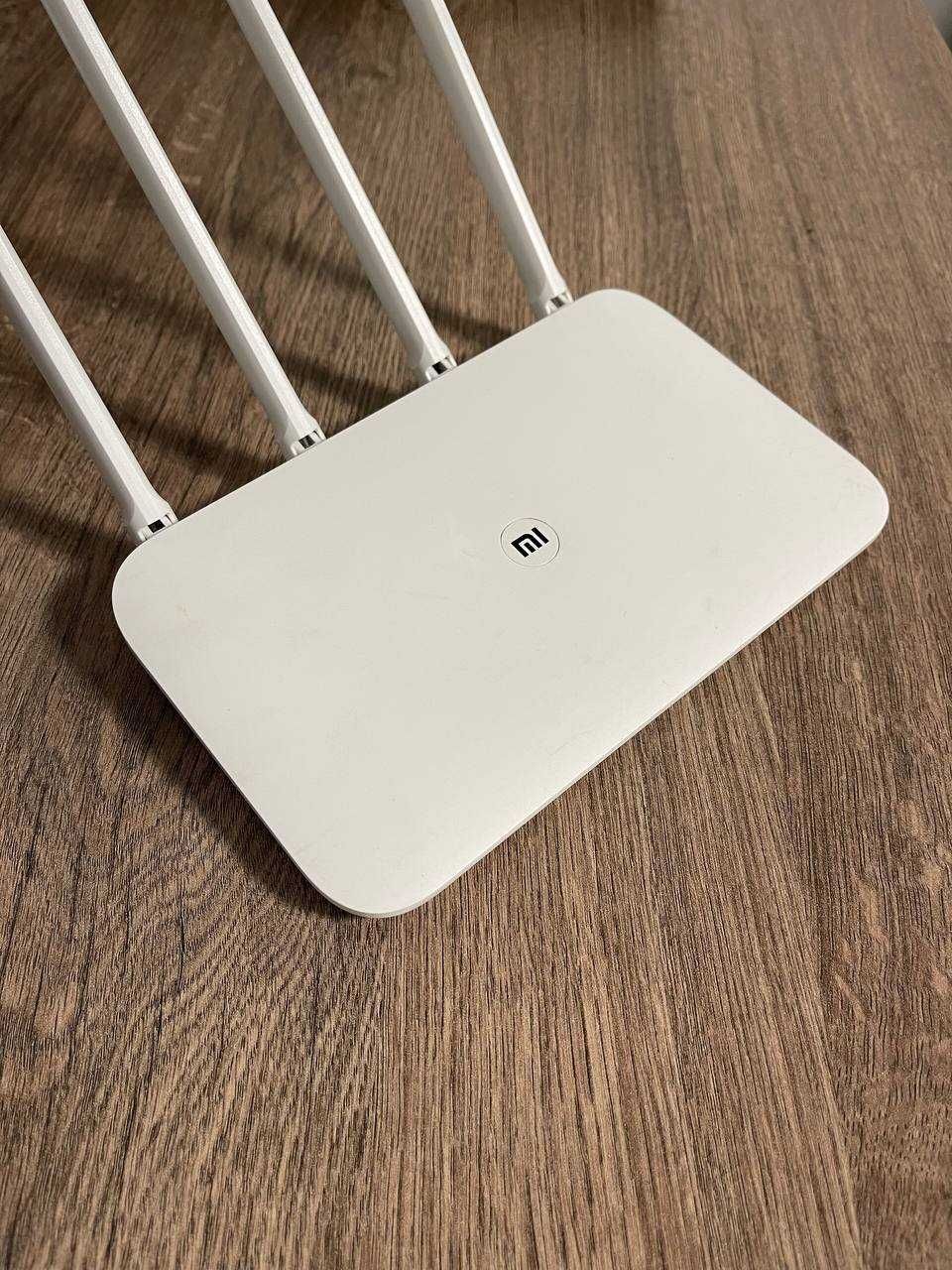 Продам роутер Xiaomi Mi WiFi Router 4A Gigabit Edition