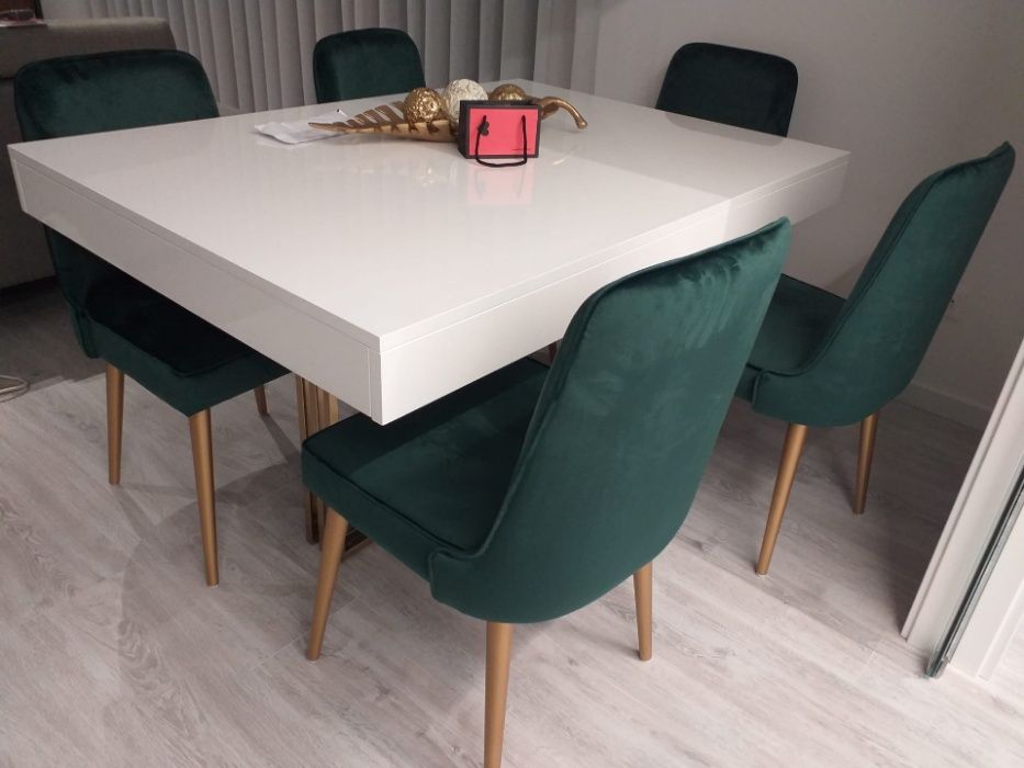 Mesa Jantar Extensível Branco Brilho e Inox Dourado