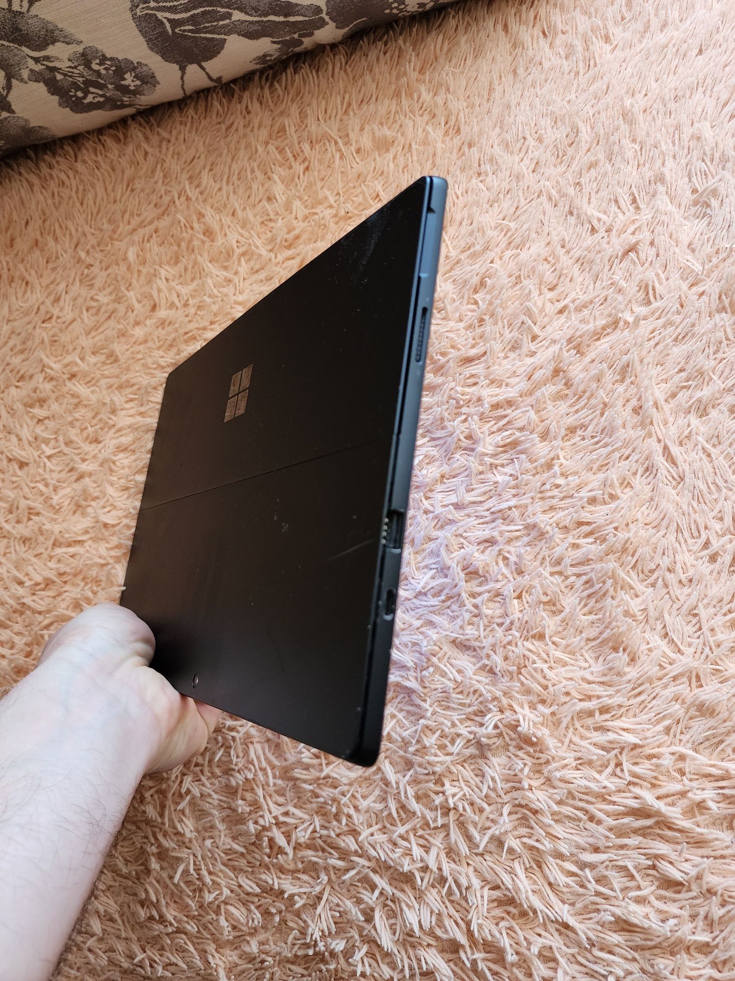 Surface pro 7 Black 1866 8/256 i5-1035G4