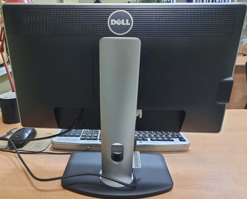 Монітор DELL 23"