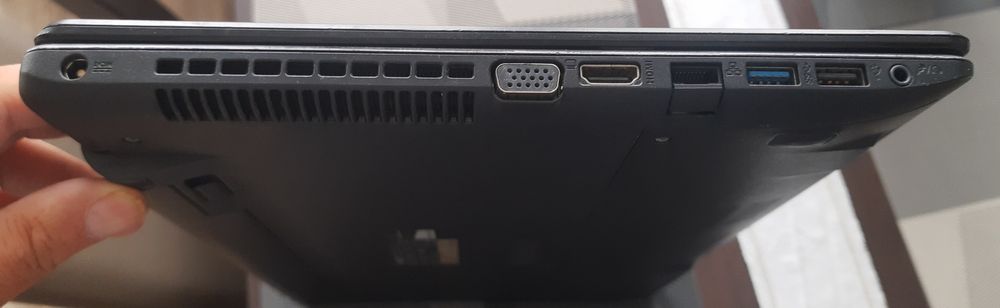 Laptop Asus R510CC
