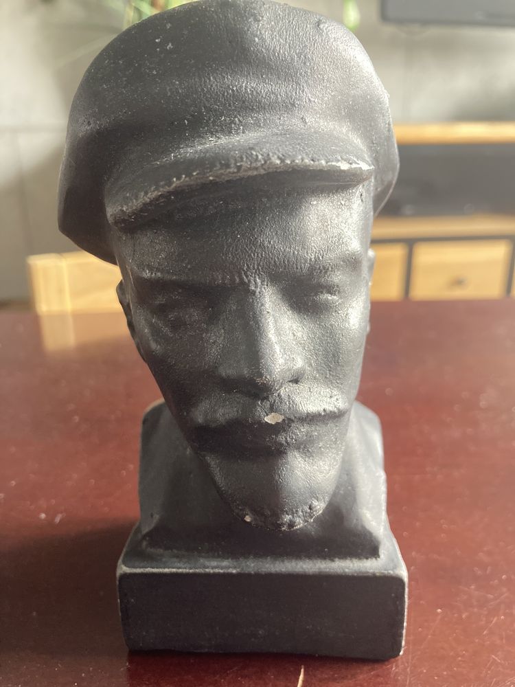Popiersie Lenin PRL