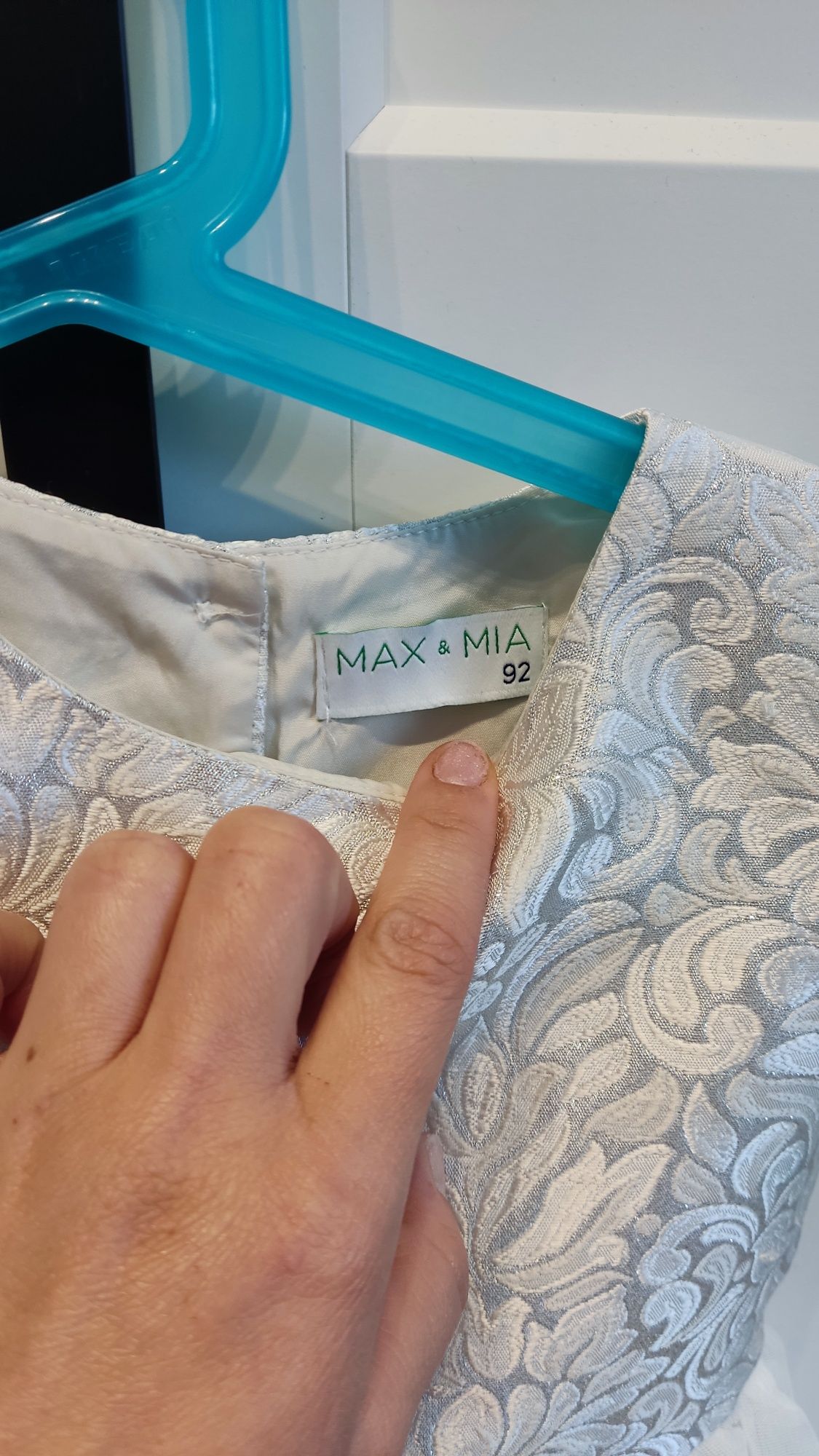 Wizytowa tiulowa sukienka max Mara r.92