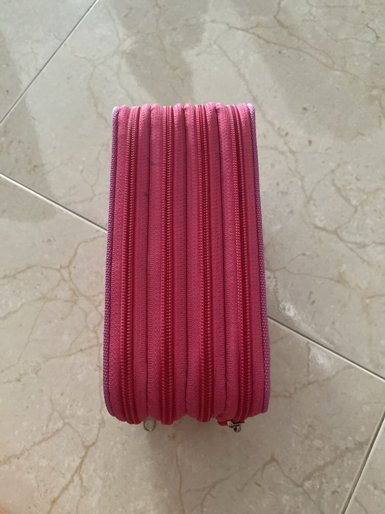 Estojo cor de rosa