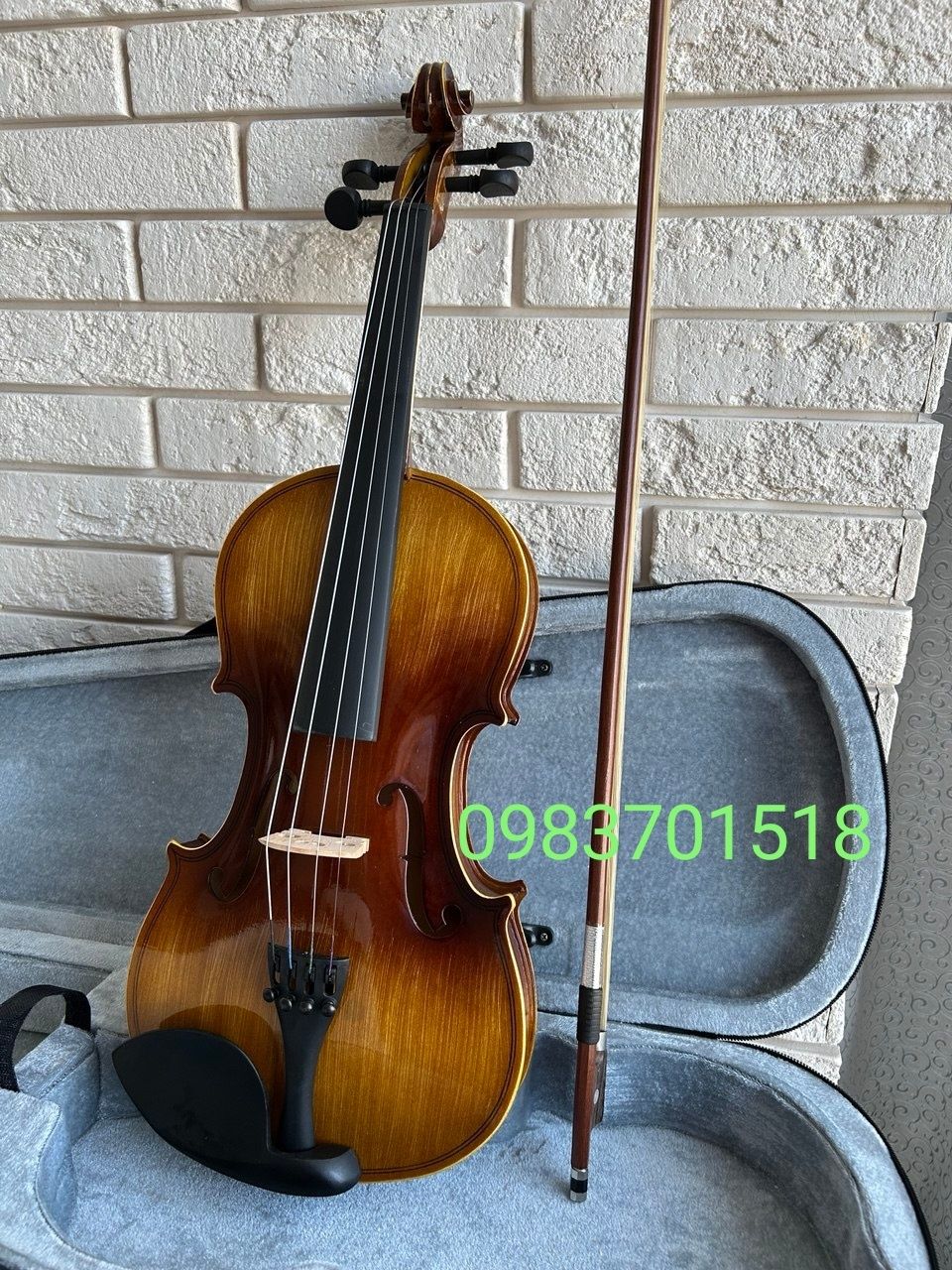 Скрипка 4/4 (Нова),смичок, футляр